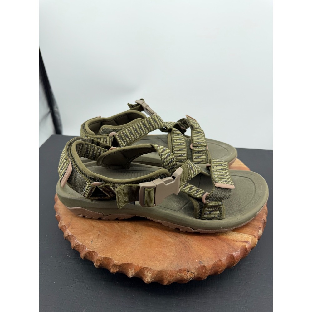 Teva hurricane verge Sandals Men 12 Green Camo Strappy Hiking 1121534